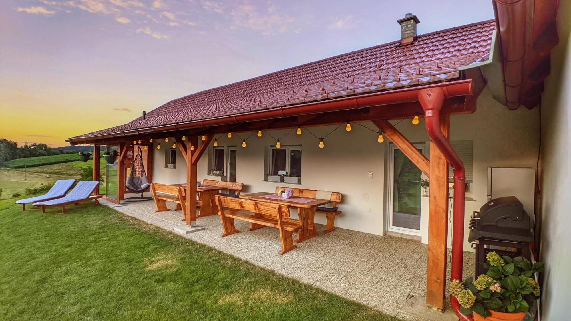 Rojko Holiday home *